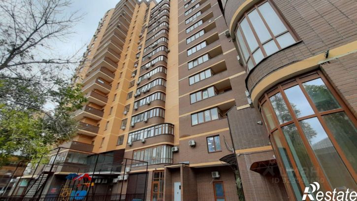 3-комн квартира Кировский проспект, 69,  д. 69