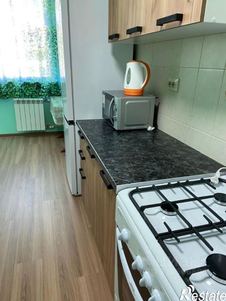 2-комн квартира ул 339-й Стрелковой Дивизии, 27,  д. 27