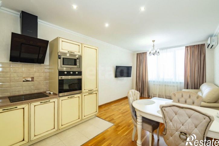 3-комн квартира Гвардейский пер, 11/2,  д. 11/2