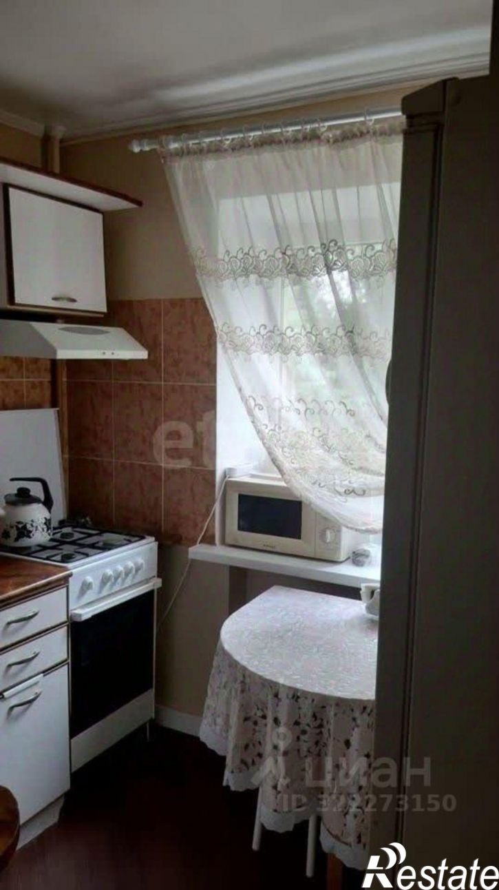 3-комн квартира проспект Шолохова, 130,  д. 130