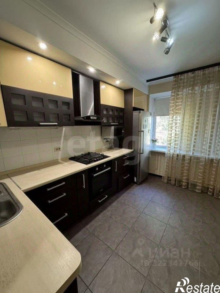 4-комн квартира Извилистая улица, 10Б,  д. 10Б