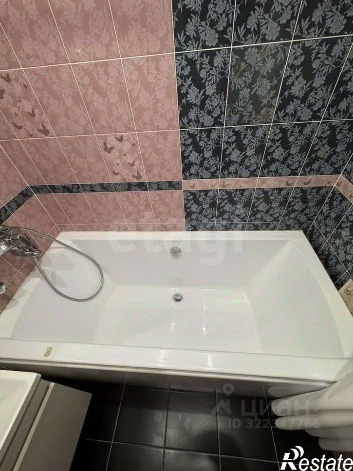 4-комн квартира Извилистая улица, 10Б,  д. 10Б