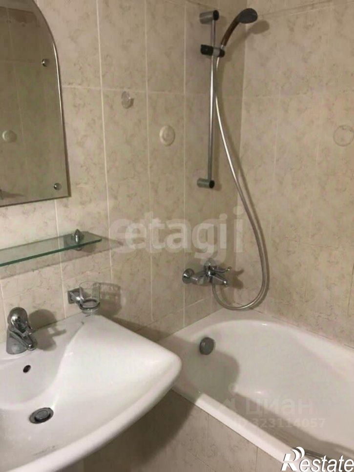 3-комн квартира проспект Стачки, 208,  д. 208