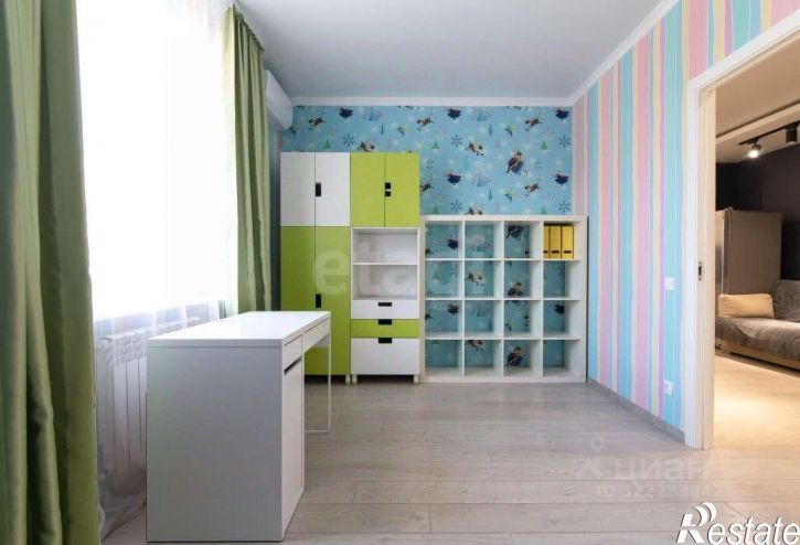 3-комн квартира улица Подвойского, 68,  д. 68