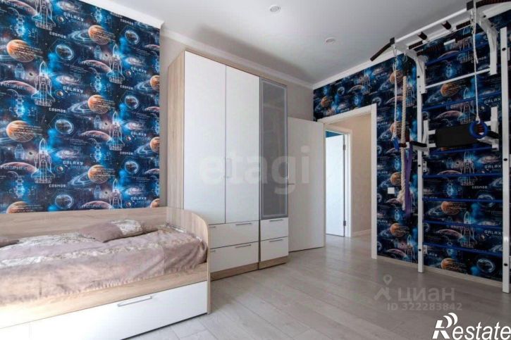 3-комн квартира улица Подвойского, 68,  д. 68