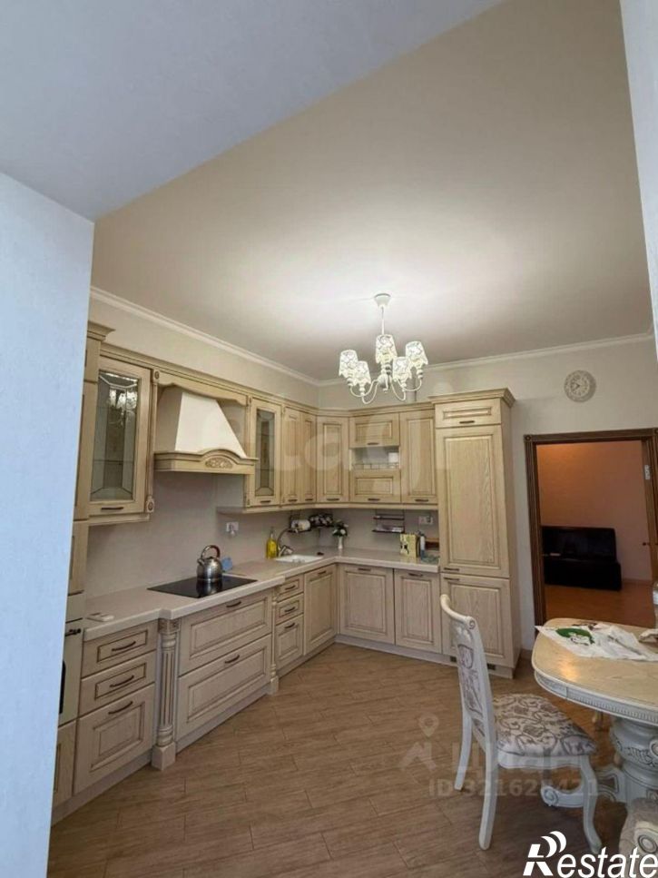 3-комн квартира улица Малюгиной, 232,  д. 232