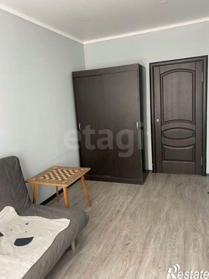 3-комн квартира ул Ватутина, 8/7,  д. 8/7