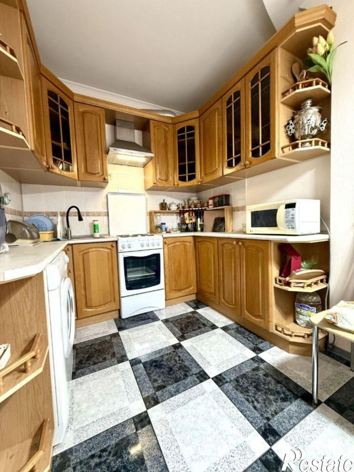 2-комн квартира улица Ерёменко, 60 к9,  д. 60 к9