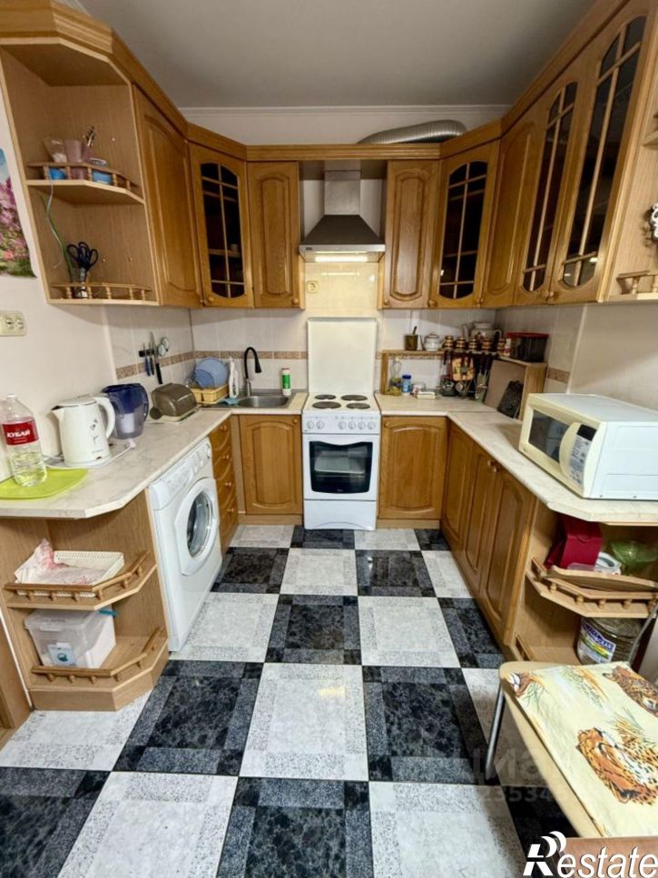 2-комн квартира улица Ерёменко, 60 к9,  д. 60 к9