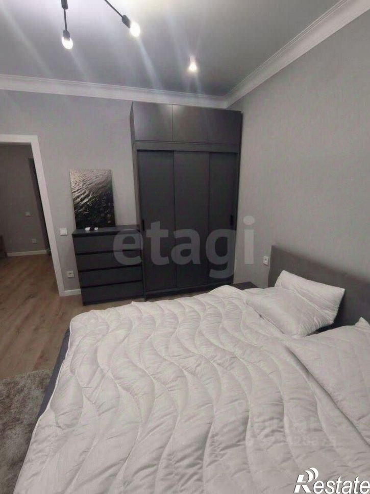 2-комн квартира ул Бориса Слюсаря, 23,  д. 23