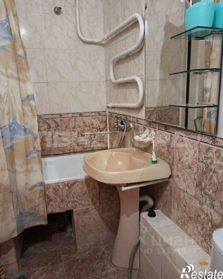 2-комн квартира ул Максима Горького, 160,  д. 160