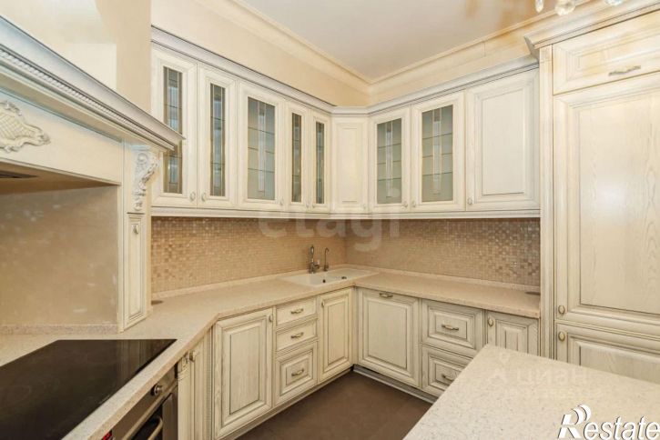 3-комн квартира Социалистическая улица, 150,  д. 150