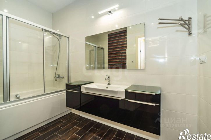 3-комн квартира улица Суворова, 91-101,  д. 91-101