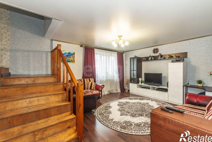 4-комн квартира ул Зоологическая, 9,  д. 9