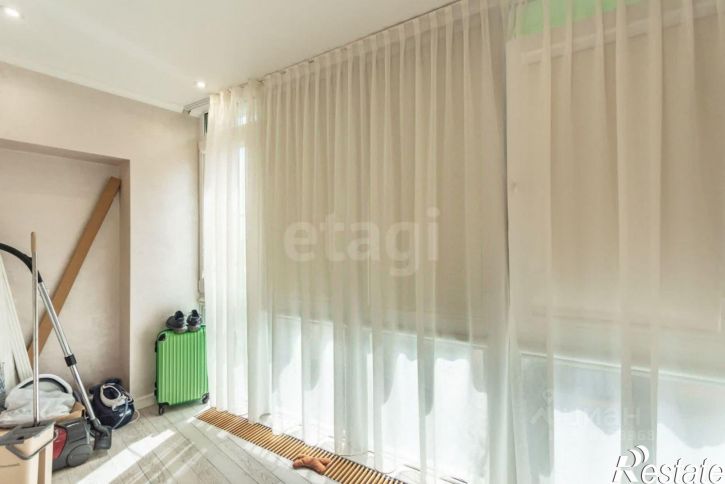 3-комн квартира пр-кт Шолохова, 211/1 1,  д. 211/1 1,  к. 1