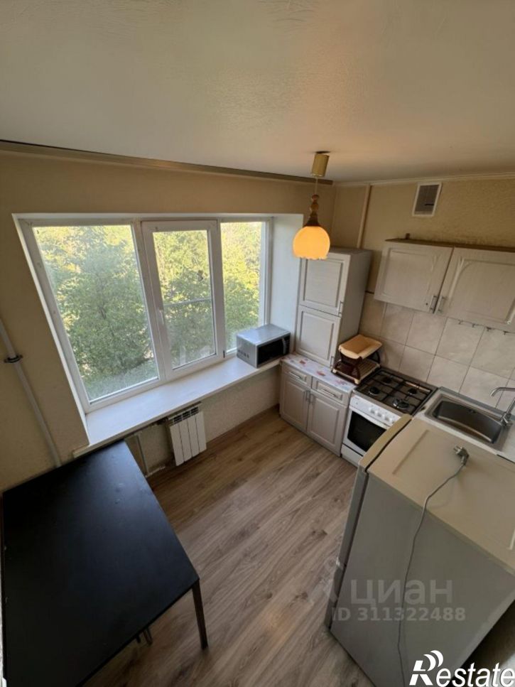 3-комн квартира пр-кт Стачки, 233,  д. 233