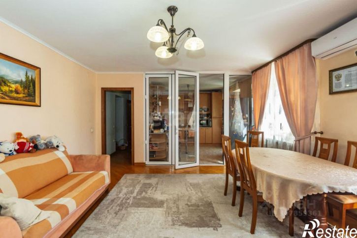 4-комн квартира улица Согласия, 18,  д. 18