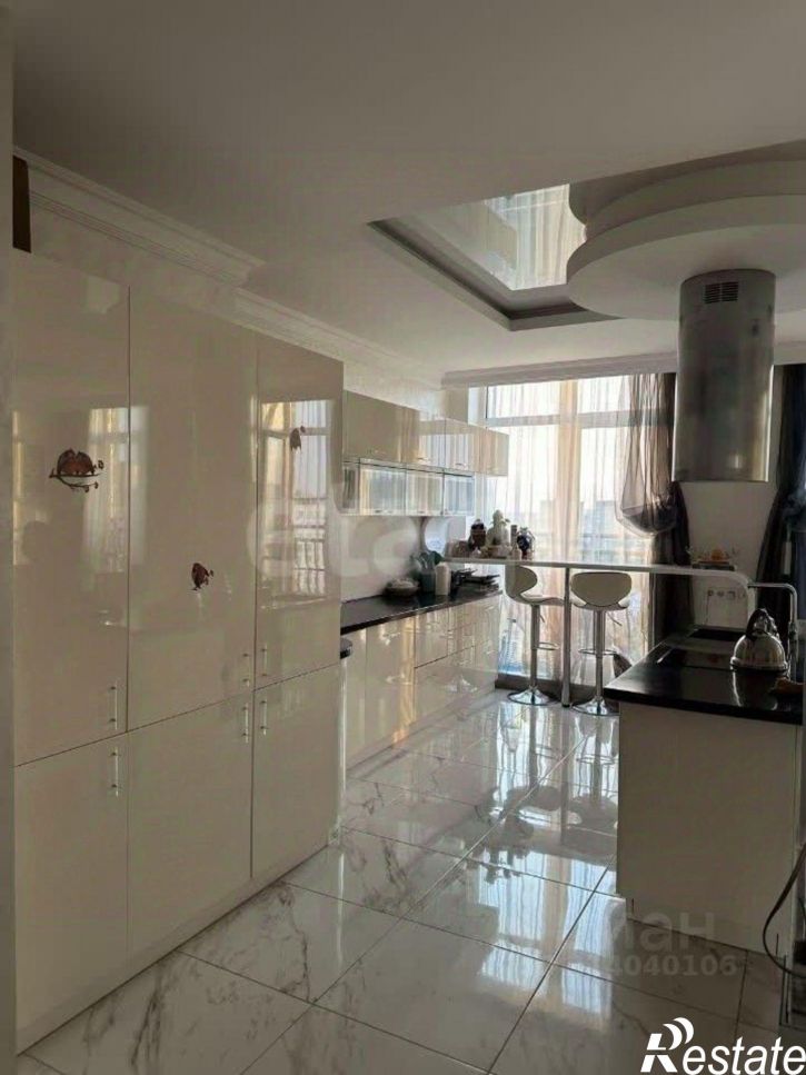 3-комн квартира улица Варфоломеева, 222А,  д. 222А