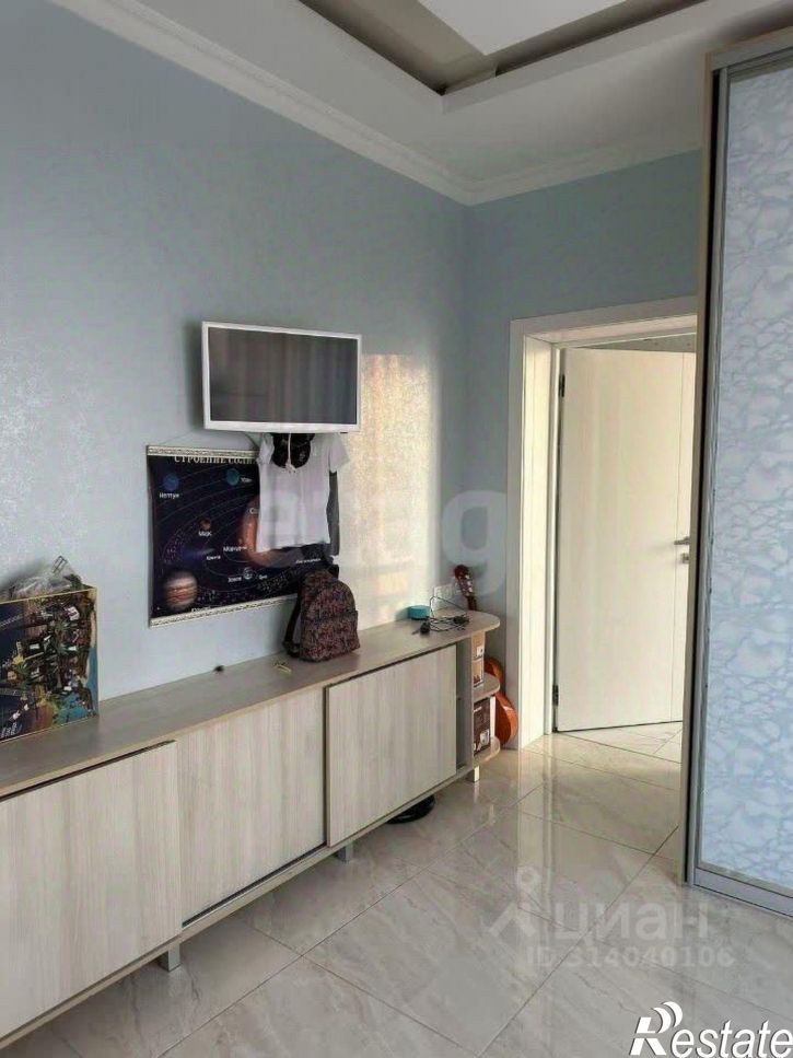 3-комн квартира улица Варфоломеева, 222А,  д. 222А