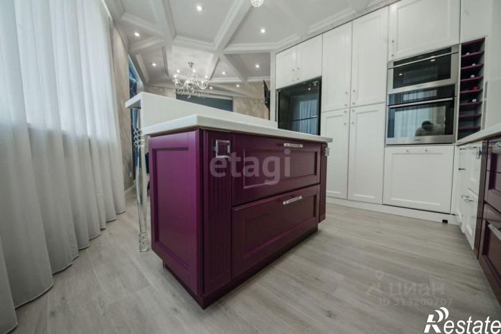 4-комн квартира Гвардейский пер, 13А,  д. 13А