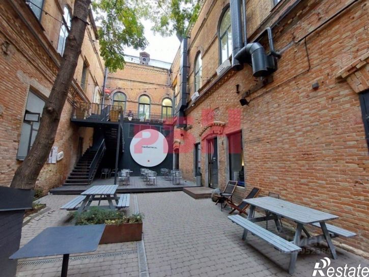 Торговое помещение пр-кт Чехова, 35/30,  д. 35/30