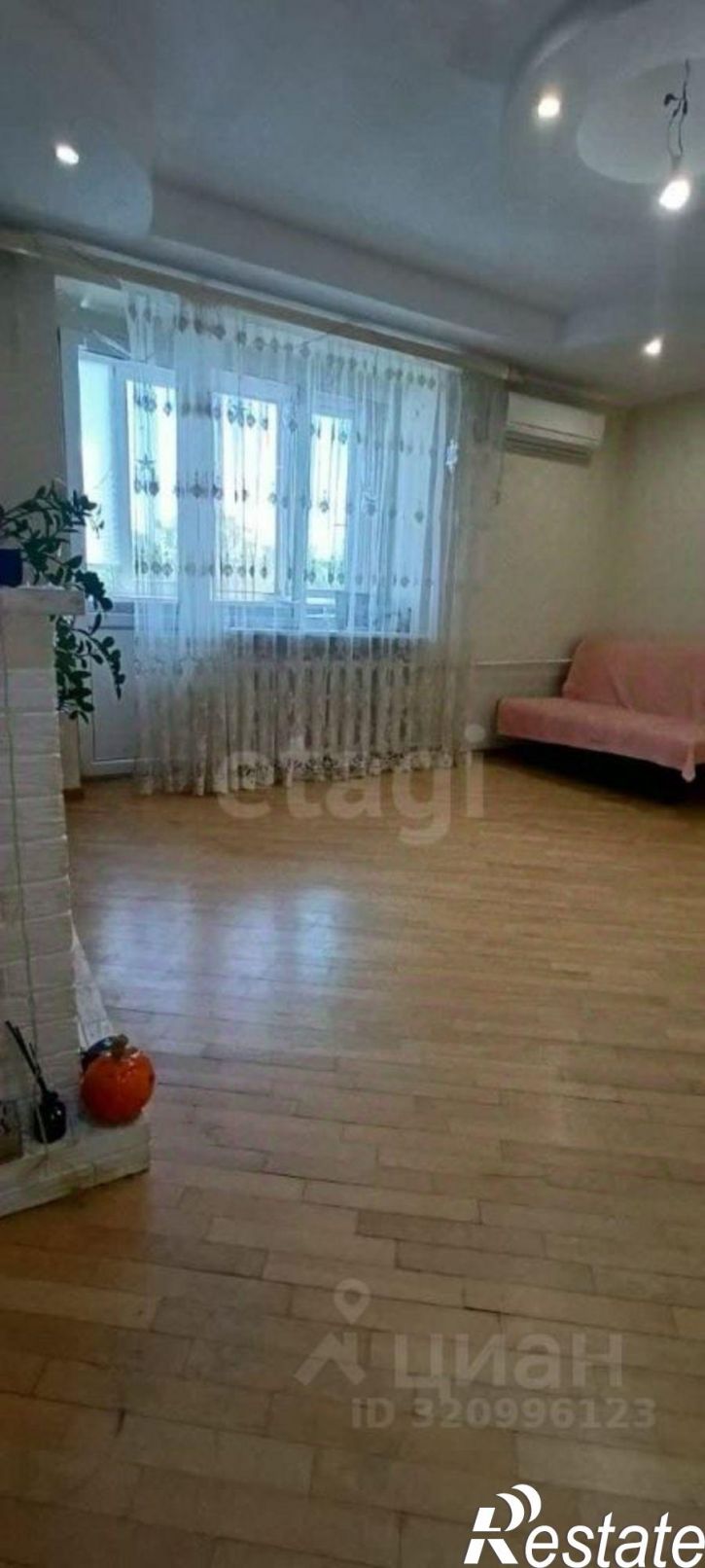 3-комн квартира проспект 40-летия Победы, 37/1,  д. 37/1