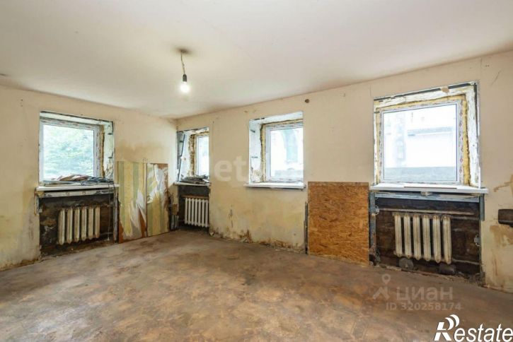 2-комн квартира улица Станиславского, 270,  д. 270