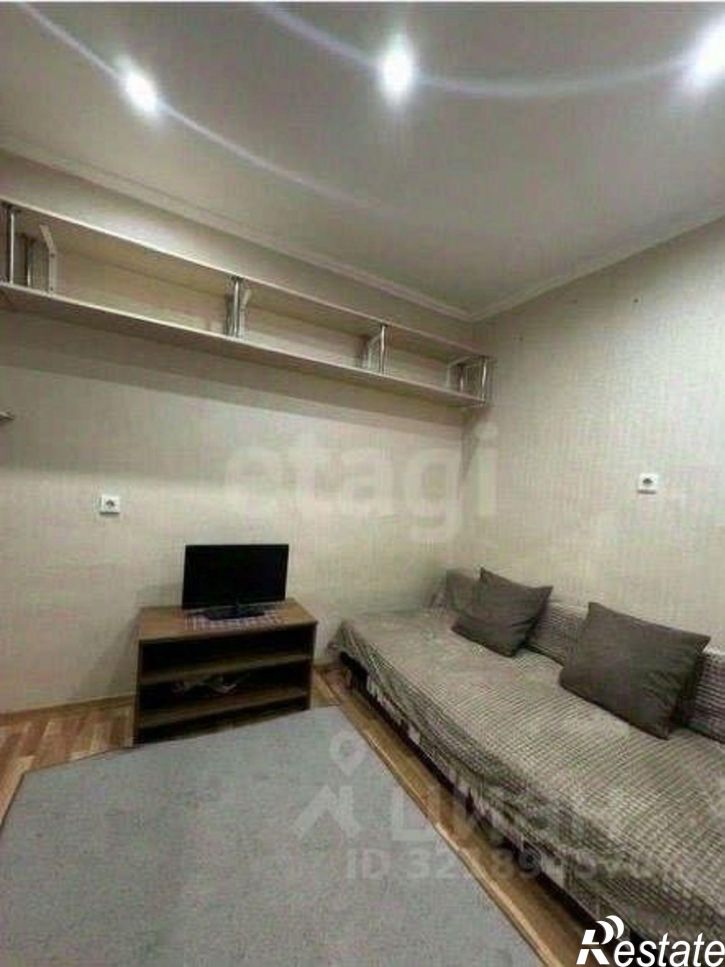 1-комн квартира Плавный переулок, 18,  д. 18