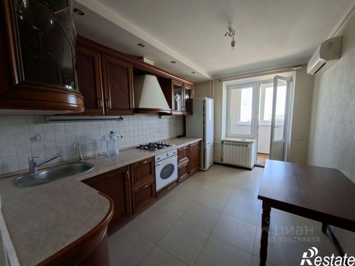 3-комн квартира проспект 40-летия Победы, 67,  д. 67