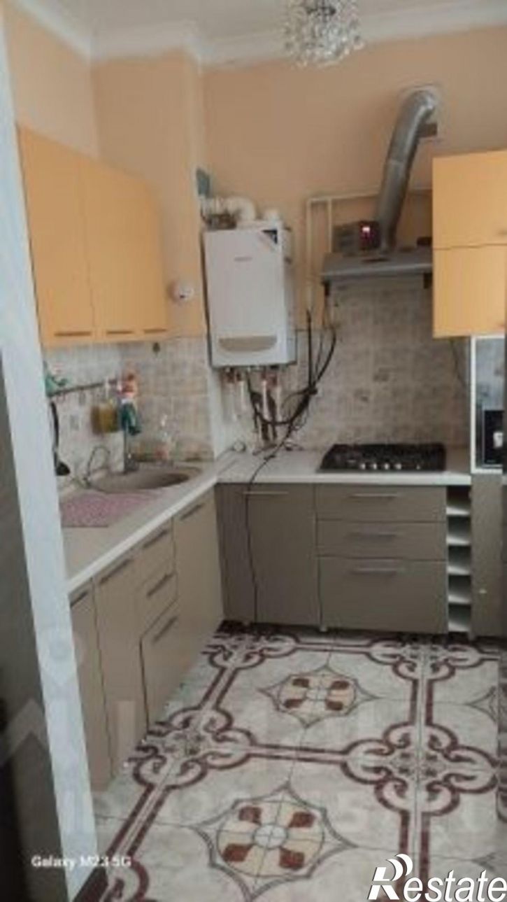 3-комн квартира Чеканный пер, 16/60,  д. 16/60