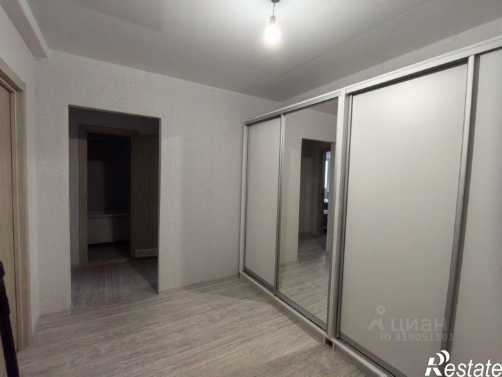 2-комн квартира улица Дмитрия Петрова, 12,  д. 12