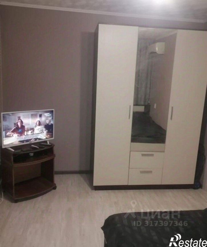 1-комн квартира проспект Космонавтов, 10,  д. 10