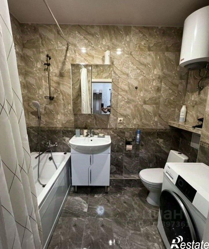 1-комн квартира б-р Комарова, 20в/9а,  д. 20в/9а