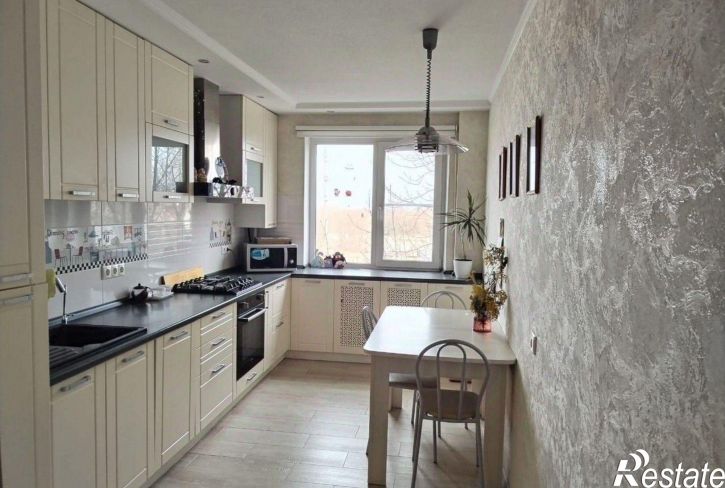 3-комн квартира ул Орбитальная, 46,  д. 46