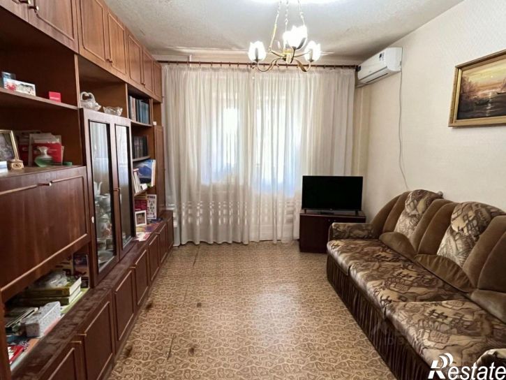 2-комн квартира ул 18-я линия, 45,  д. 45