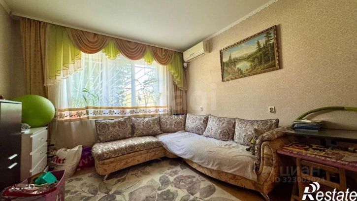 3-комн квартира б-р Комарова, 42,  д. 42