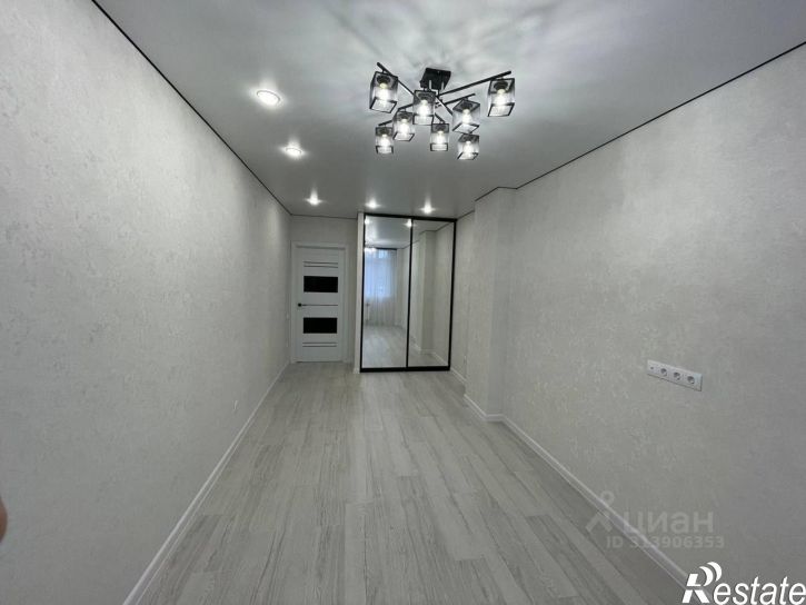 1-комн квартира пр-кт 40-летия Победы, 67,  д. 67