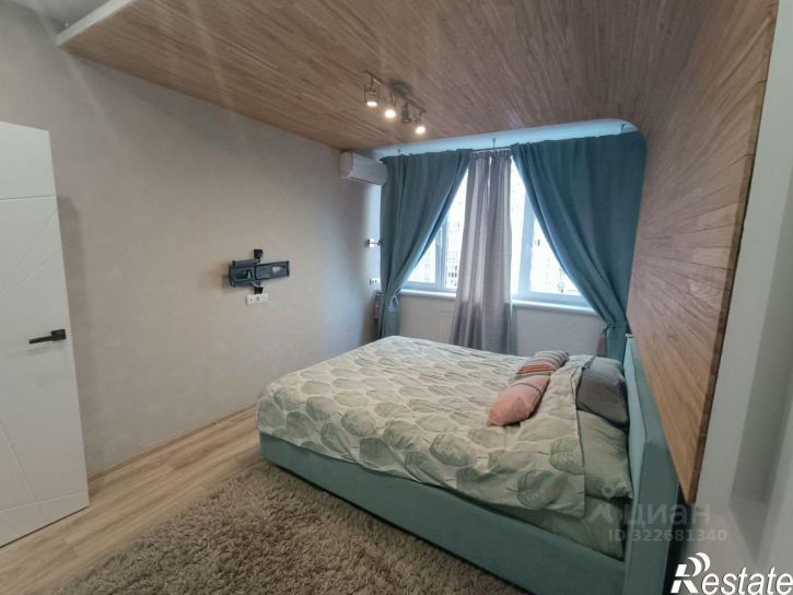 3-комн квартира ул Жмайлова, 4г,  д. 4г