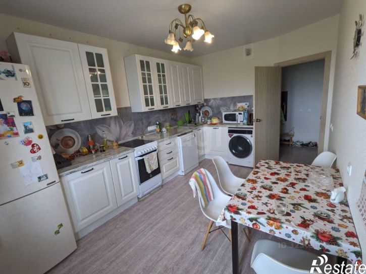 3-комн квартира улица Висаитова, 6/10,  д. 6/10