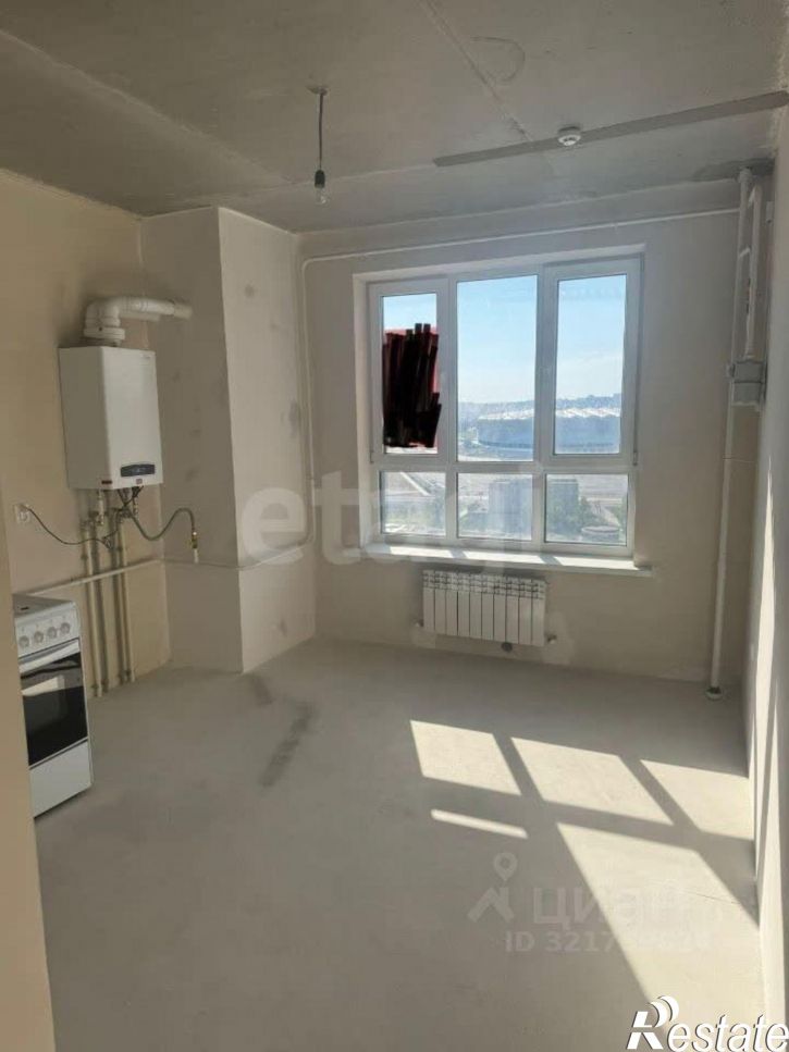 3-комн квартира улица Бориса Слюсаря, 15 с1,  д. 15 с1