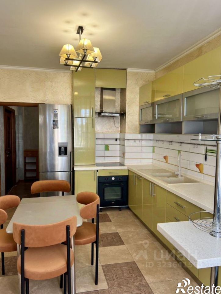 3-комн квартира улица 339-й Стрелковой Дивизии, 17,  д. 17