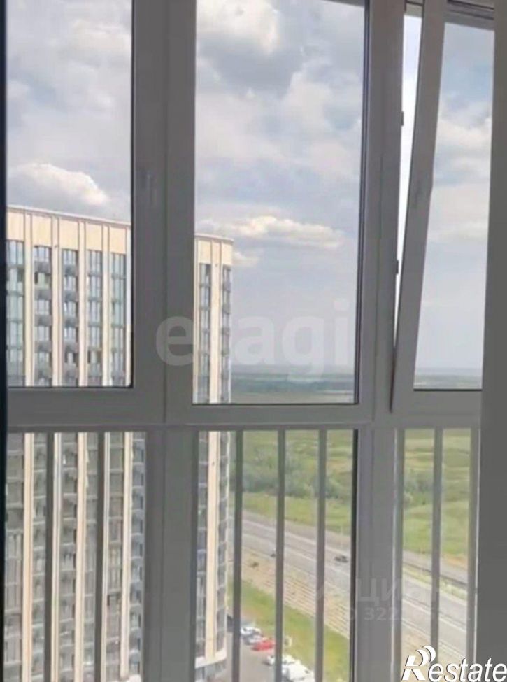 2-комн квартира улица Бориса Слюсаря, 15 с1,  д. 15 с1