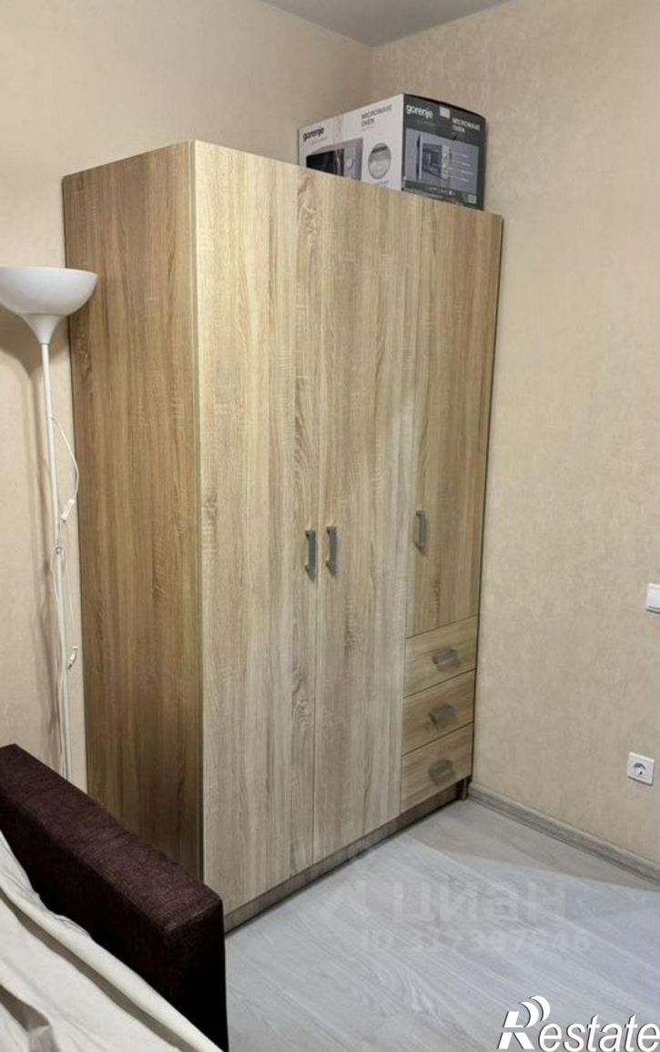 2-комн квартира пр-кт Сиверса, 3,  д. 3