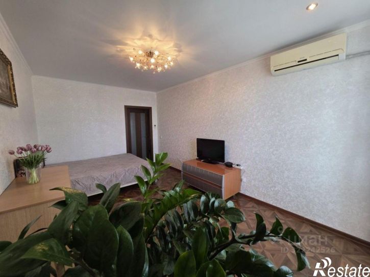 1-комн квартира улица Суворова, 77,  д. 77