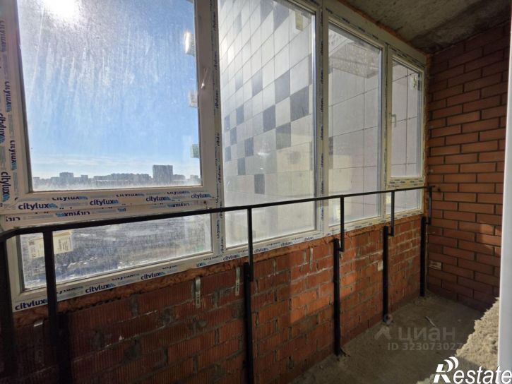 3-комн квартира улица Нансена, 143,  д. 143