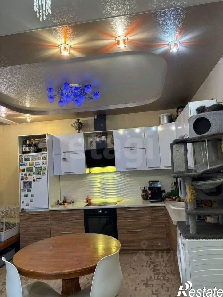 4-комн квартира улица Ерёменко, 98,  д. 98