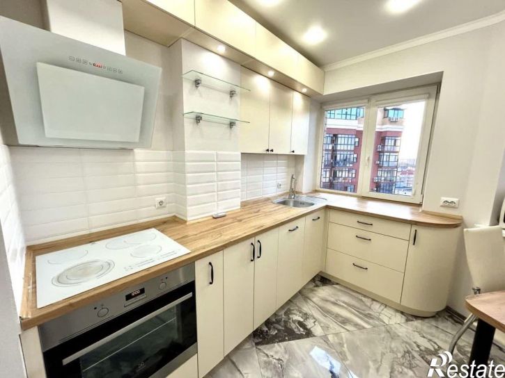 2-комн квартира улица Максима Горького, 256,  д. 256