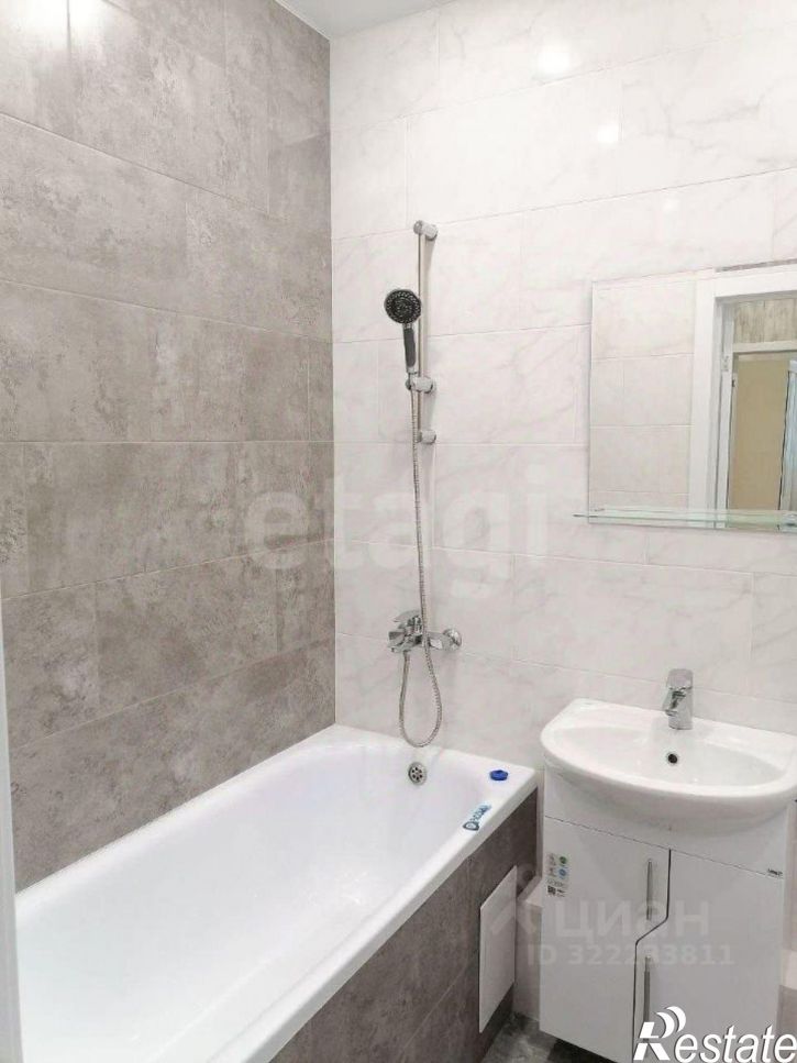 2-комн квартира улица Нансена, 83 с2,  д. 83 с2