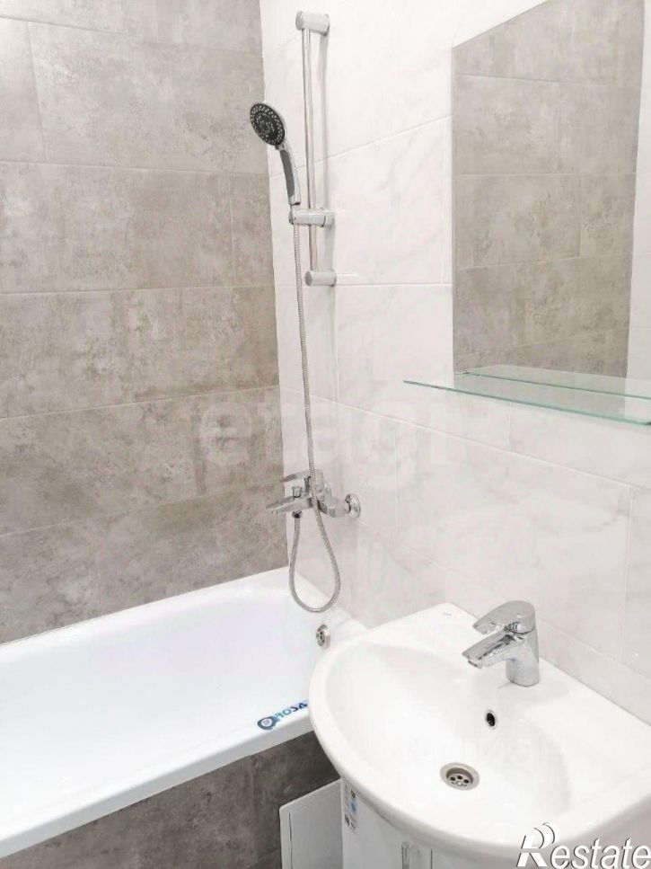 2-комн квартира улица Нансена, 83 с2,  д. 83 с2