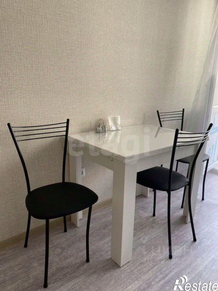 1-комн квартира ул Висаитова, 10,  д. 10